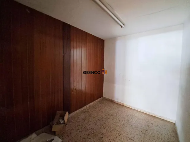 LOCAL COMERCIAL EN ALQUILER CÉNTRICO — 6