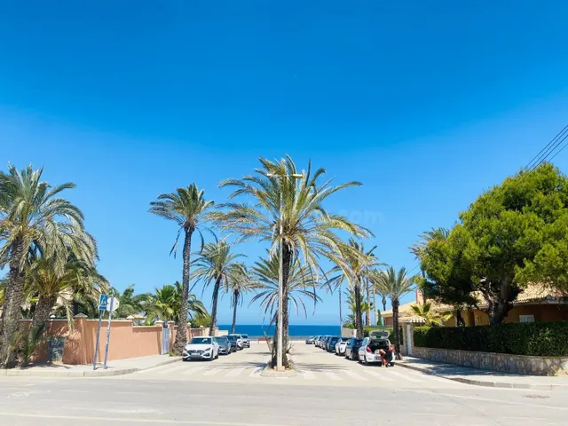 VENTA-VILLA-CABO ROIG--6D-5B-3 PLANTAS-GIMNASIO-SAUNA-150M P - foto 4