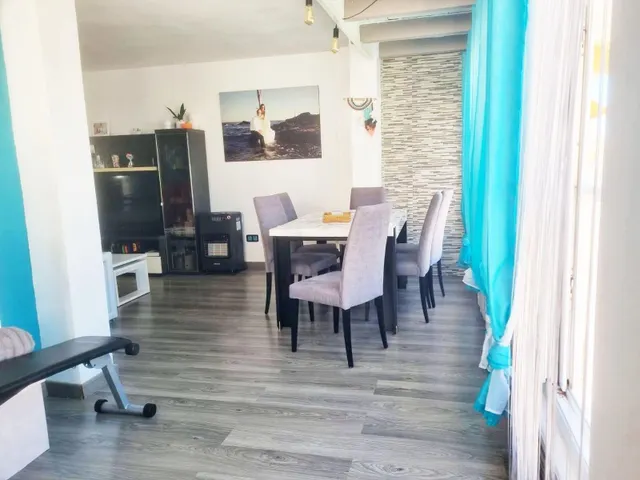 Amplio y acogedor piso en Torrequebrada con garajes incluidos — 23