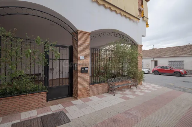 Una vivienda ideal con 2 dormitorios tanto para vivir con to - foto 3
