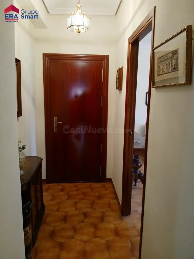 Piso de 145,55 m2 junto a Reina Mercedes: ideal para vivir o - foto 2