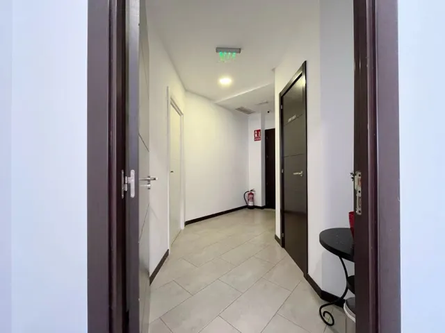 Local comercial 376m² en venta - Marbella — 11