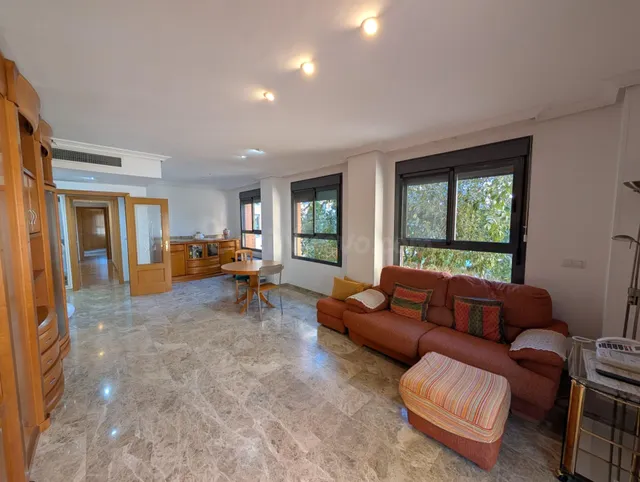 Amplio y Luminoso Piso en Residencial de Alfahuir Sant Llore - foto 4