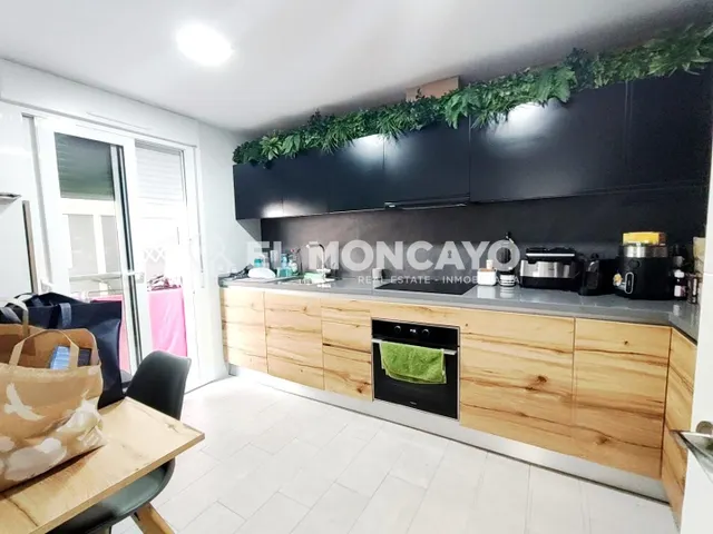 Fantástico chalet independiente con piscina privada en Gran Alacant, Alicante, Costa Blanca — 11