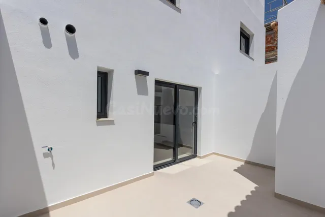 Modernas casas adosadas con solárium y sótano en Rafal, Alicante — 20