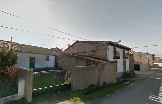 CASA Y TERRENO EN VENTA EN FRADES DE LA SIERRA ¡¡¡ESPECIAL!! - foto 2