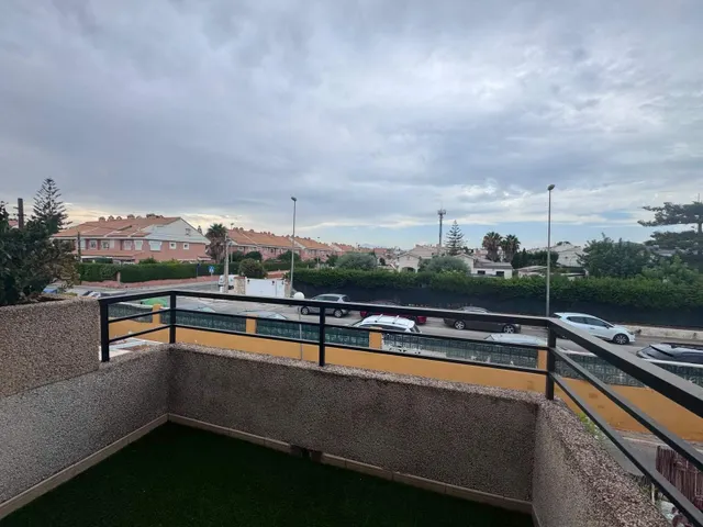 Chalet Reformado con Jardín Privado en San Juan Playa - Alicante — 19