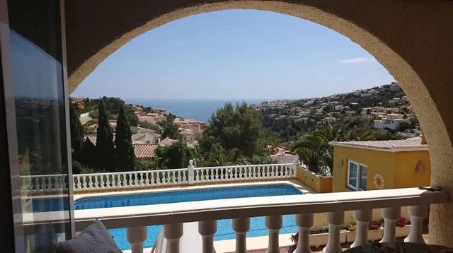 Villa en Benitachell con piscina y vistas al mar — 22