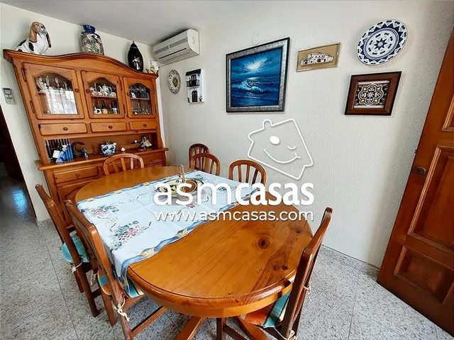 SE VENDE ADOSADO EN ZONA DEL EUROSOL - foto 4