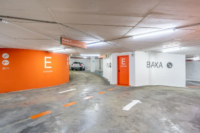 Parking 12m² en alquiler - Barcelona — 43
