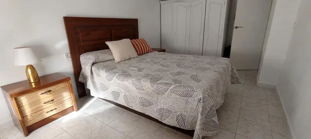 Piso en venta en Santa Rosa–Valdeolleros: comodidad, terraza y excelente ubicación — 16