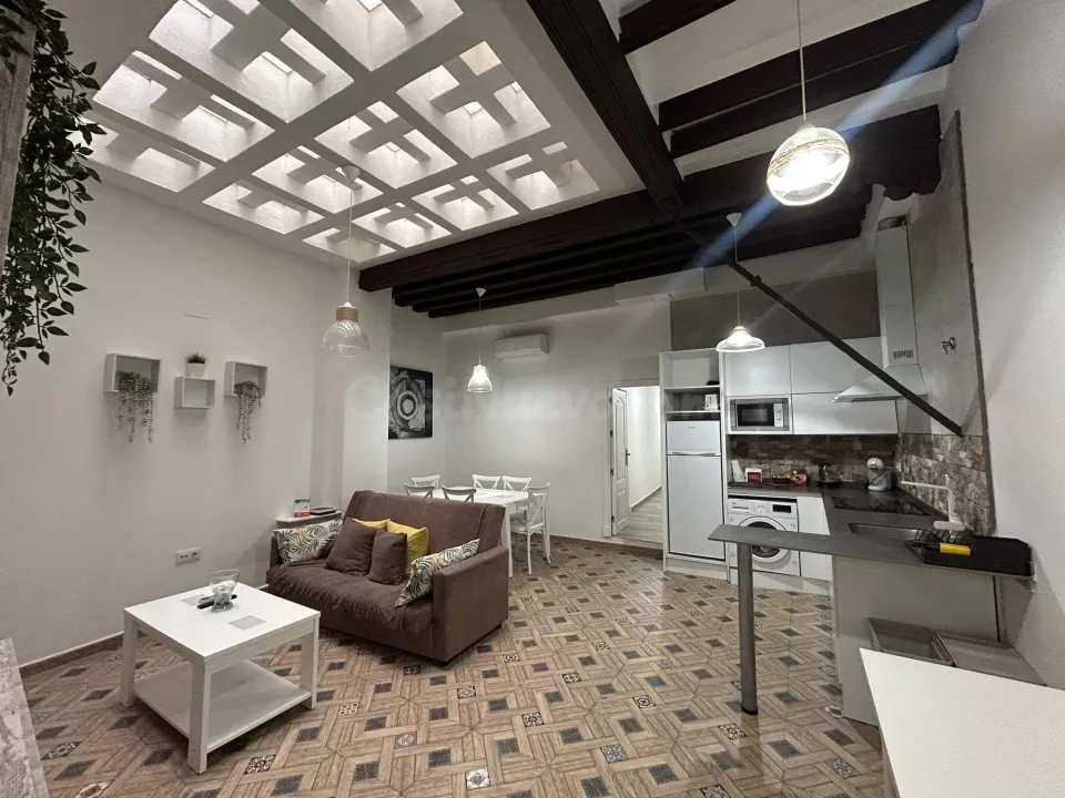 ¡Reforma de diseño con carácter y encanto junto a la Plaza de Candelaria!