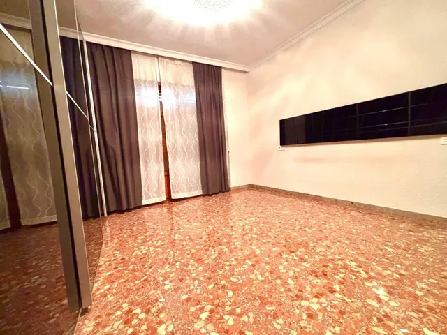 Exclusiva - - piso zona centro para entrar a vivir — 10