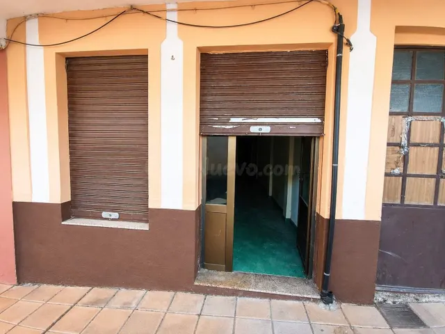 GRAN CASA CON LOCAL Y GARAJE - foto 2