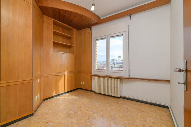 ÀTIC ZONA POBLE NOU — 25