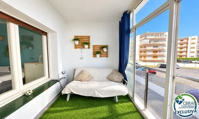Estudio con terraza acristalada en Santa Margarita, a pocos  - foto 4