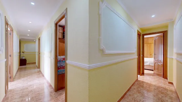 PISO REFORMADO EN EL MOLI, TORRENT. — 24