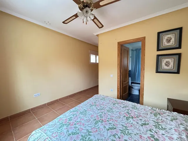 CHALET INDEPENDIENTE EN UNA PLANTA — 10