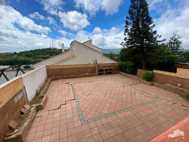 Exclusivo pareado en Santa Mónica: elegancia, espacio y vistas inigualables — 38