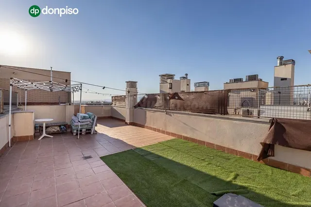 Ático dúplex en Campus de la Salud — 4