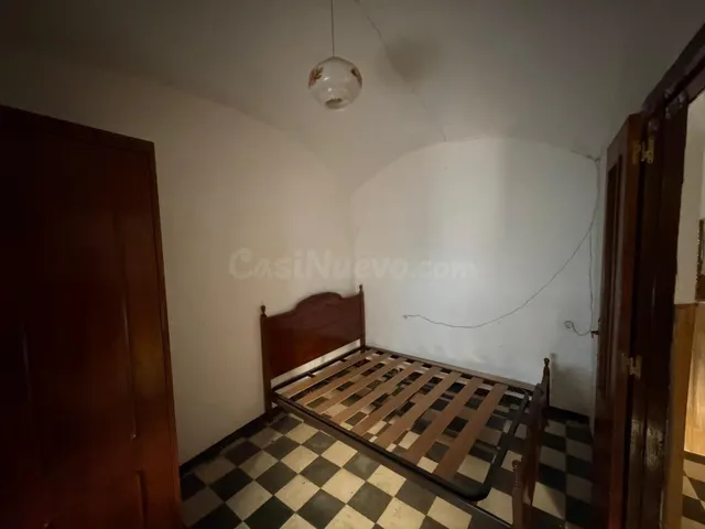 CASA DE PLANTA BAJA PARA REFORMAR EN ARROYO DE LA LUZ - foto 3
