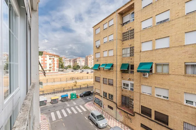 PISO EN ZONA SANDERS — 32