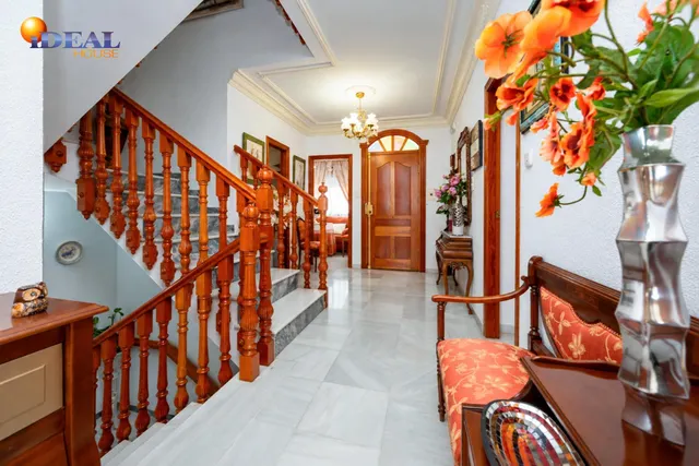 Casa de 6 dormitorios con piscina privada, terrazas y espectaculares vistas en Órgiva – Granada — 25