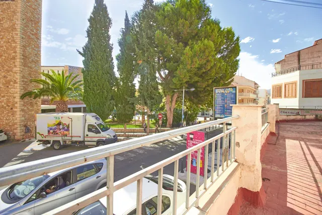 CHALET Y LOCALES COMERCIALES - foto 4