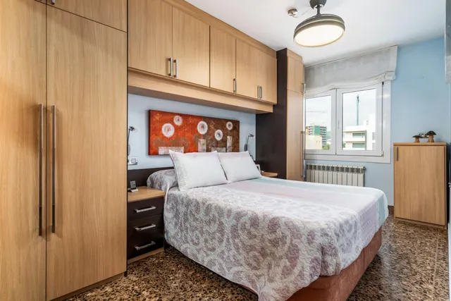 Dúplex  con 3 dormitorios mas buhardilla, 2 baños, balcón, vistas panoramicas. — 11