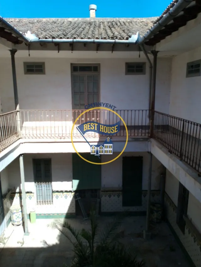 CASA HISTÓRICA CON TERRENO URBANO A LA VENTA EN MONTAVERNER!!! — 49