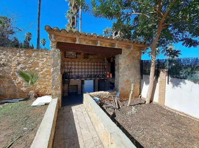 Casa con terreno en Urbanización La Redonda, Canals - Oportunidad única — 7