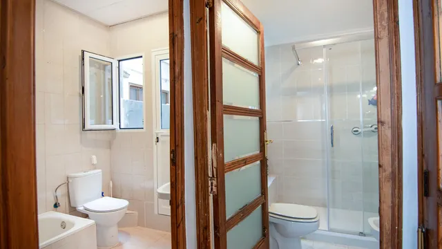 Amplio piso con 4D, 2 baños y gran terraza en Ruzafa, Valencia — 14