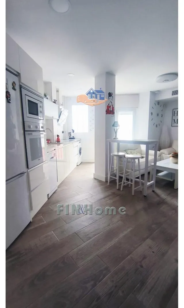 Venta Triana amueblado y equipado para entrar. — 36