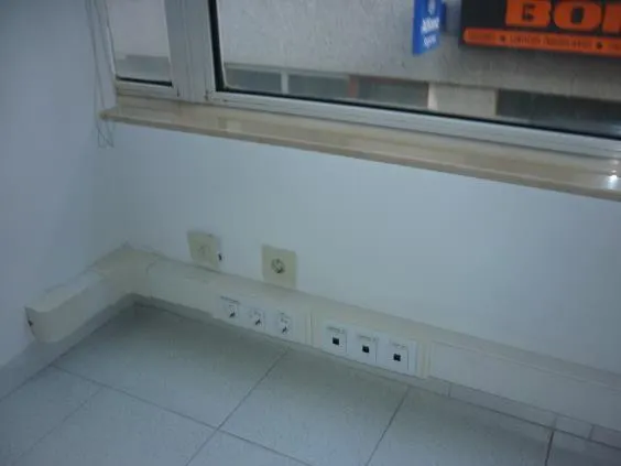 OFICINA EN EL CENTRO DE 4 DESPACHOS — 5