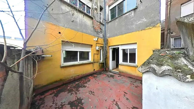 PISO PARA REFORMAR CON TERRAZA EN BEMBIBRE — 11