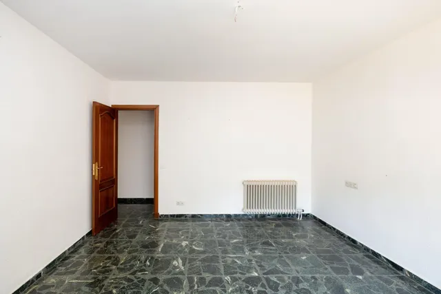 🏠 AMPLIO PISO EN EL CENTRO DE ALCALÁ LA REAL – 190 m2 CON TERRAZA Y OPCIÓN DE GARAJE — 29