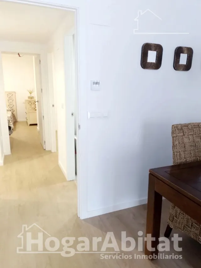Seminuevo y ubicación céntrica en este moderno piso exterior con garaje y trastero — 19
