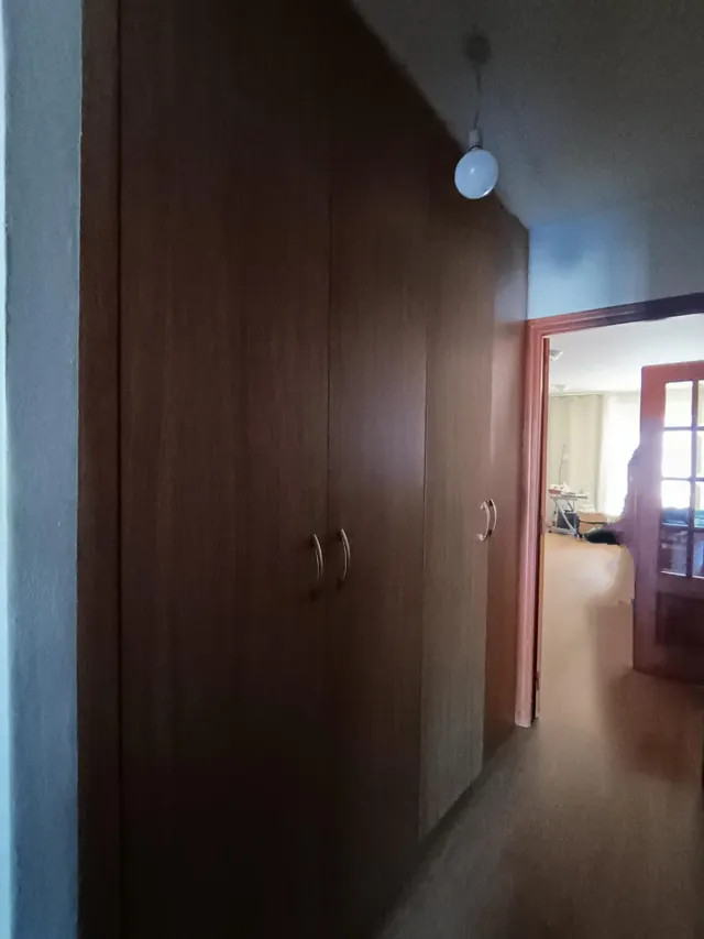 CASA PAREADA EN CAMBADOS con LOCAL COMERCIAL — 17