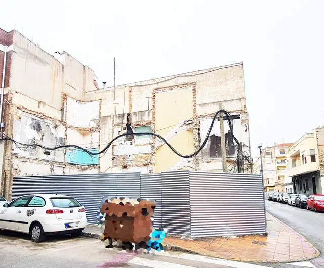 EN VENTA SOLAR EN ESQUINA EN ELDA ZONA PADRE MANJÓN — 5