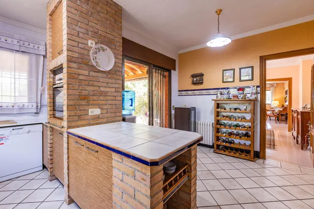 CHALET EN LOS DOLORES — 39