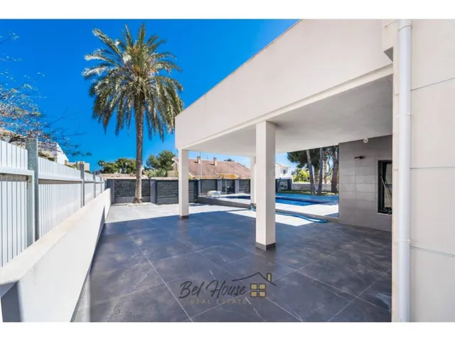 Chalet 4 habitaciones 233m² en venta - Altos de Campoamor - foto 3