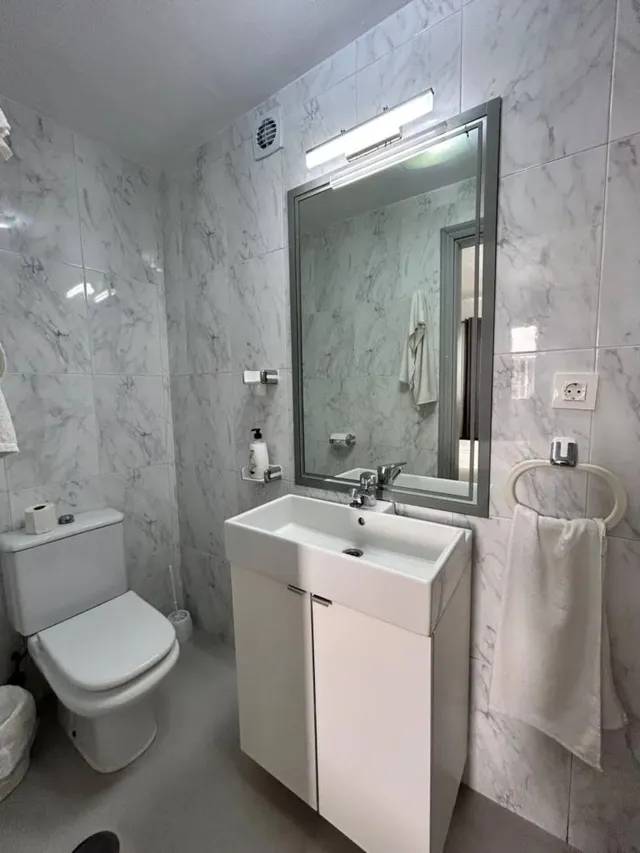 Hostal 17 habitaciones 600m² en venta - Marbella — 13