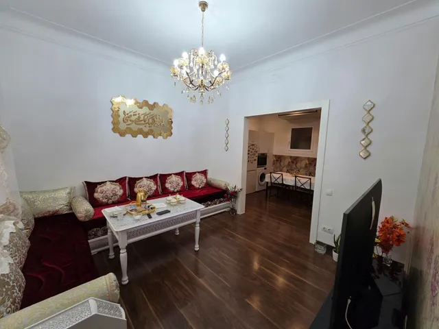 Sant Gervasi–Galvany · Planta baja en esquina · 4 habitacion - foto 2