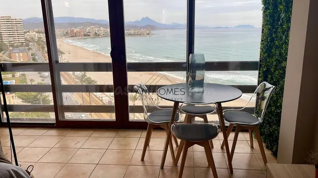 VIVIENDA EN PRIMERA LÍNEA DE PLAYA CON VISTAS AL MAR — 5