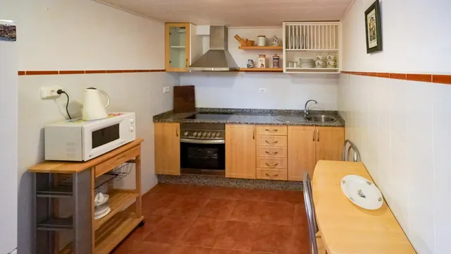 CASA REFORMADA CON AMPLIO TERRENO EN LA SOLANA, SAN MATEO — 32
