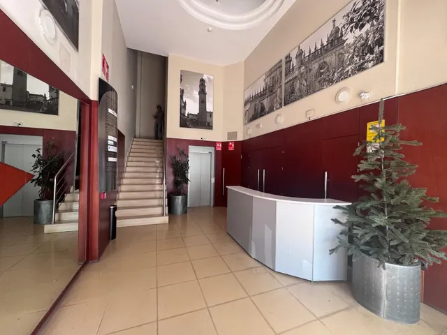 Oficina en venta en Zona Oeste — 25