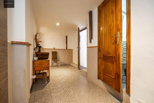 EXCLUSIVA VIVIENDA CON PISCINA PRIVADA EN URBANIZACIÓN "EL TORREÓN" EN ALBOLOTE. — 39