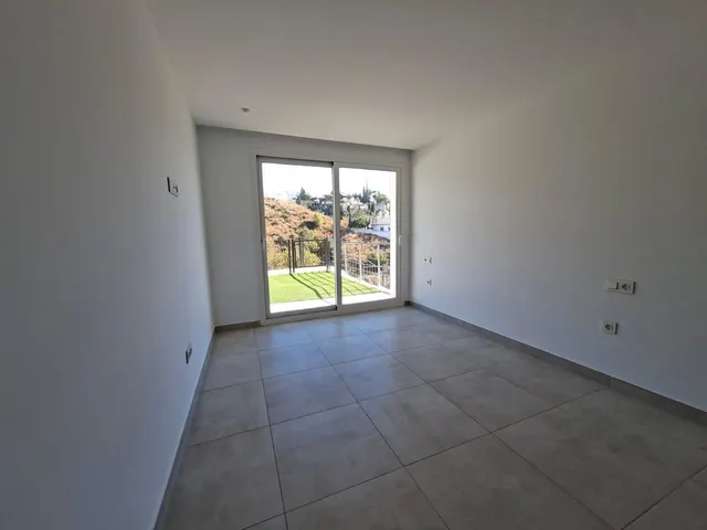 Adosado 3 habitaciones 250m² en venta - Centro — 50