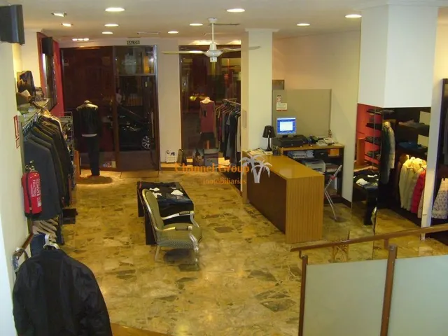 ALQUILER LOCAL CENTRO -PUENTE ORTICES -ZONA COMERCIAL — 6