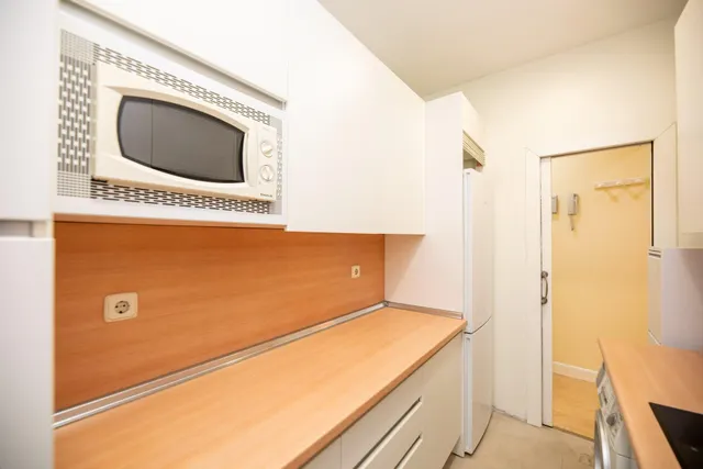 Vivienda cómoda, reformada, amueblada y muy tranquila, en María de Molina — 16